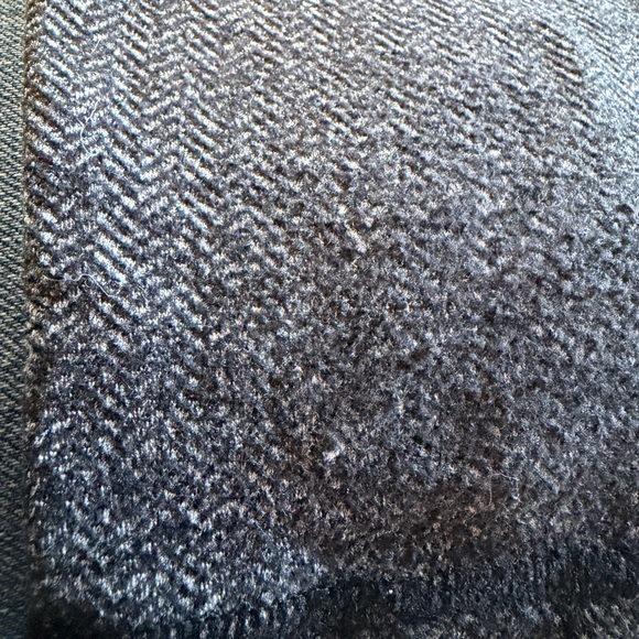 Lululemon Athletica Heathered Gray Long Sleeve Tee - Picture 5 of 5